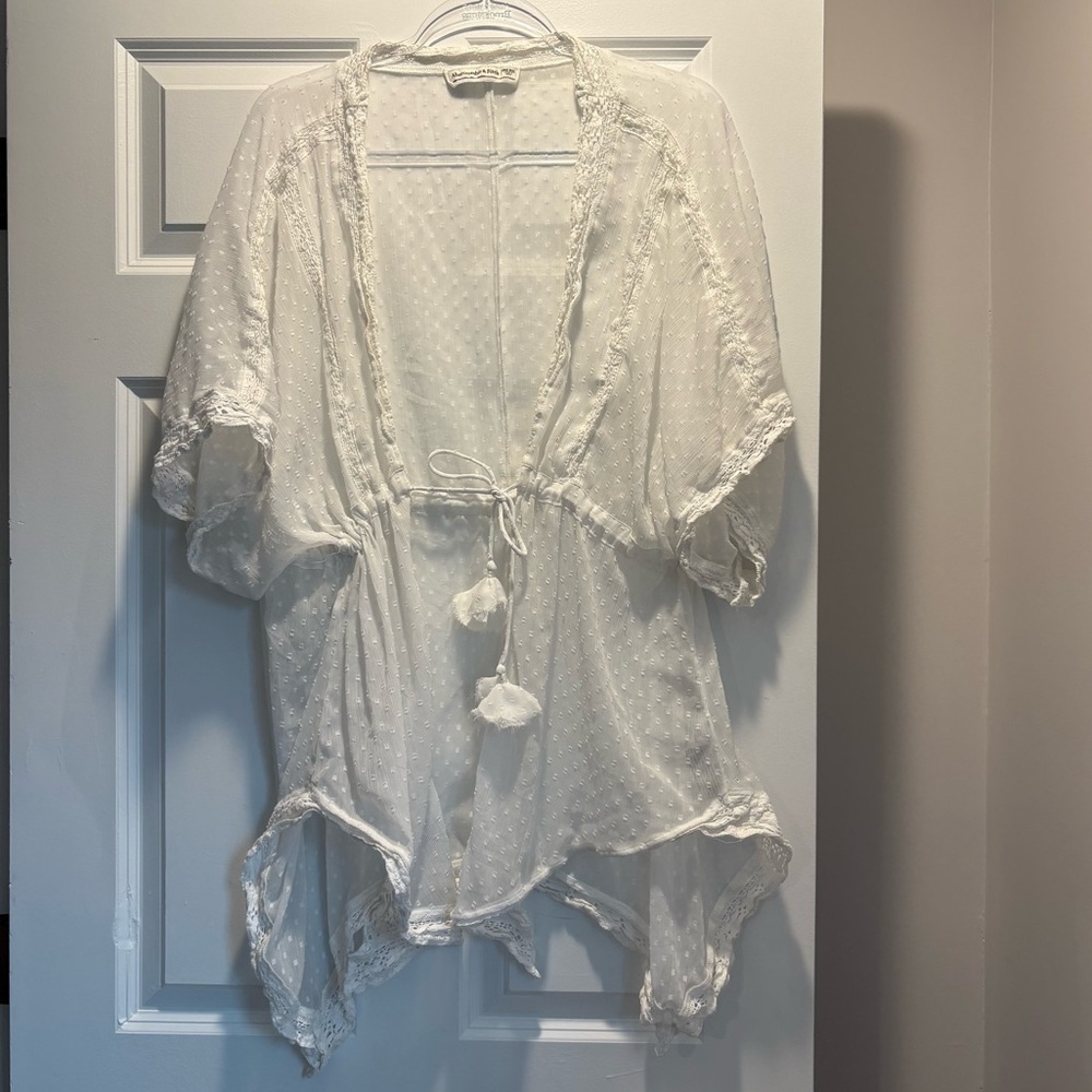 Abercrombie & Fitch white swim coverup